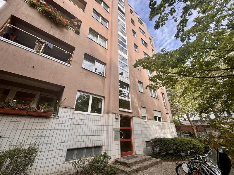 Mit WBS100-140! 3-Zimmer-Wohnung in Neukölln — photo 1